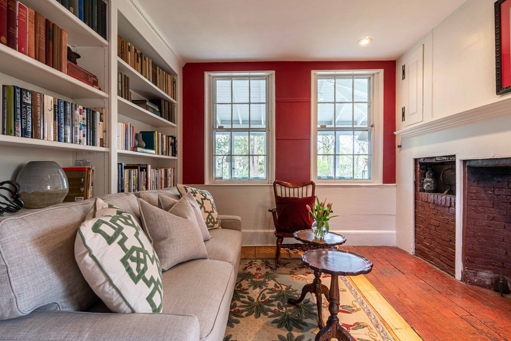 16 Middle Street Hingham, MA 02043 - Photo 14 of 29