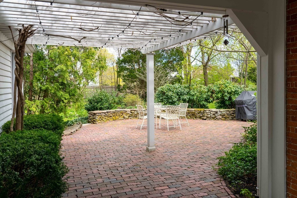 16 Middle Street Hingham, MA 02043 - Photo 24 of 29