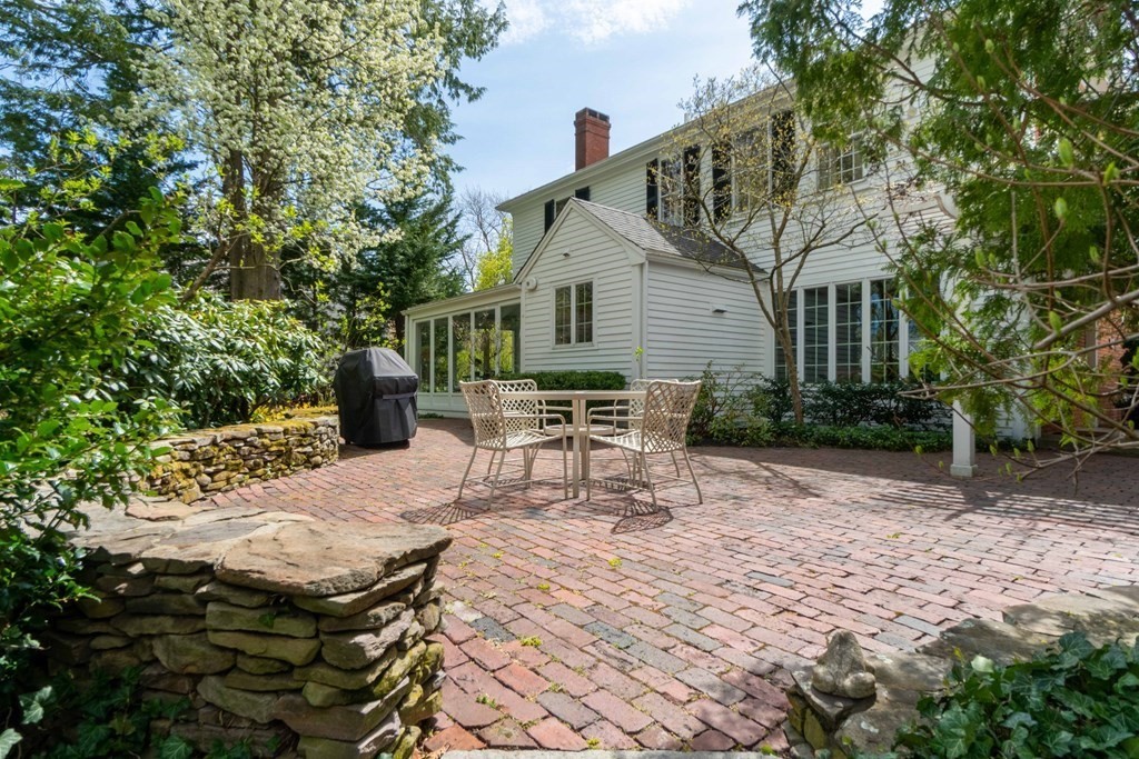 16 Middle Street Hingham, MA 02043 - Photo 25 of 29