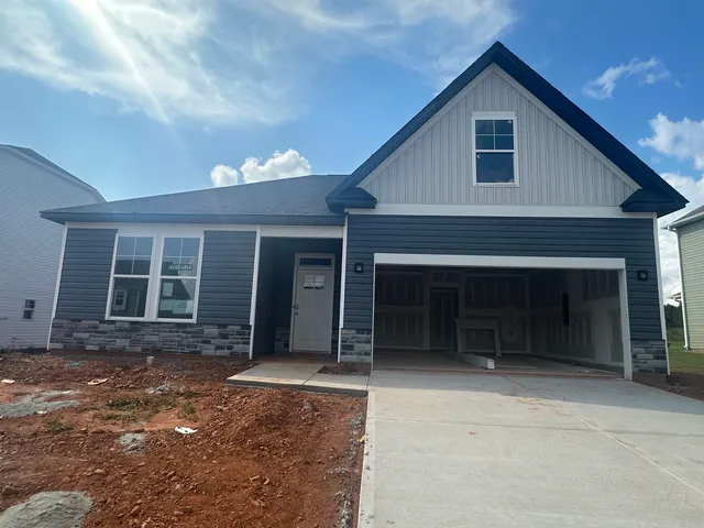 $325,000 | 914 Gibbons Street, Lyman, SC 29365