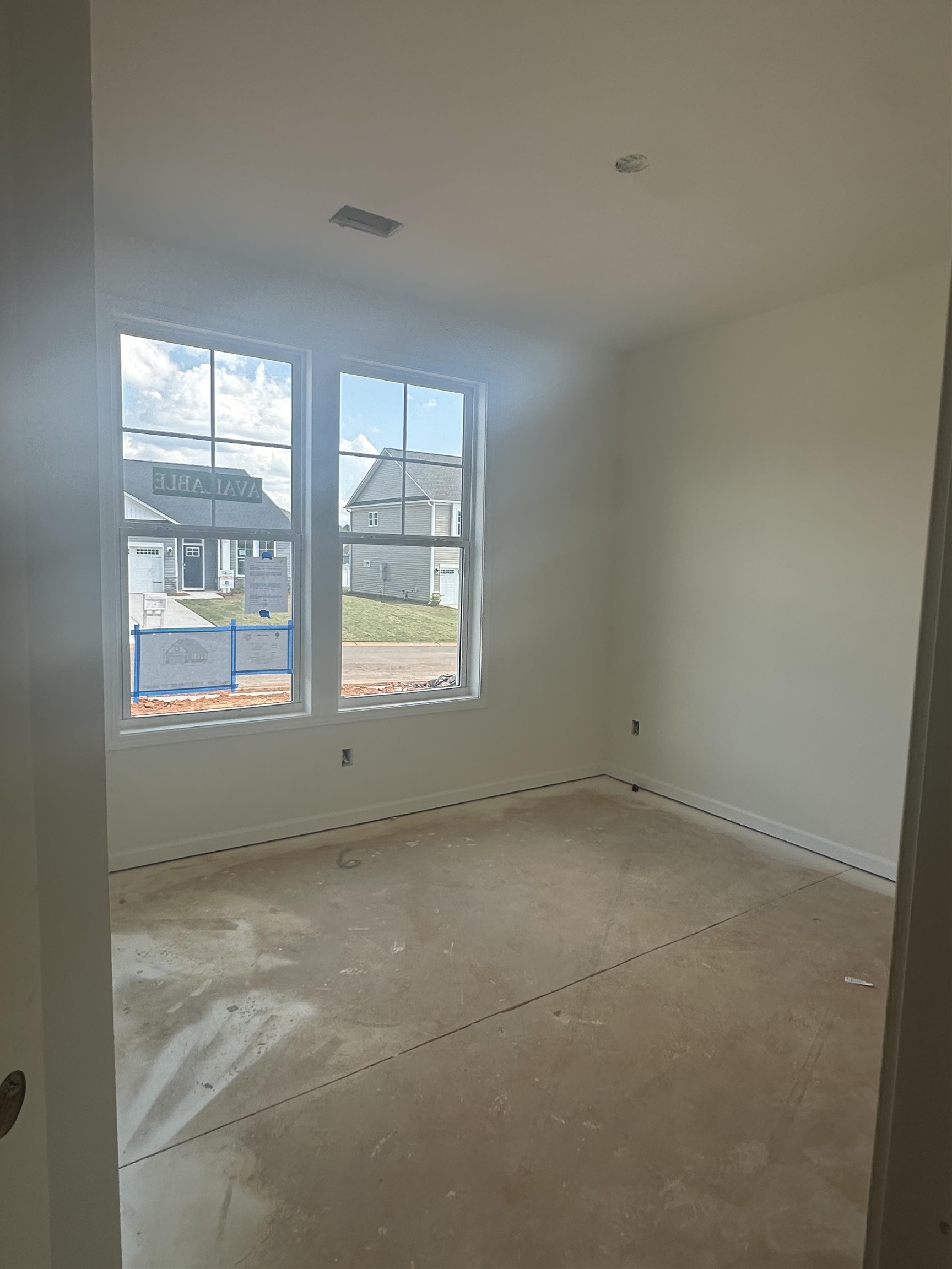 914 Gibbons Street Lyman, SC 29365 - Photo 4 of 34