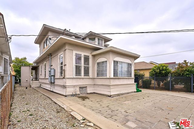 $895,000 | 1147 South Mariposa Avenue, Los Angeles, CA 90006