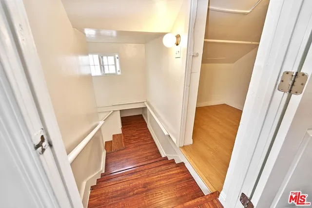 $895,000 | 1147 South Mariposa Avenue, Los Angeles, CA 90006