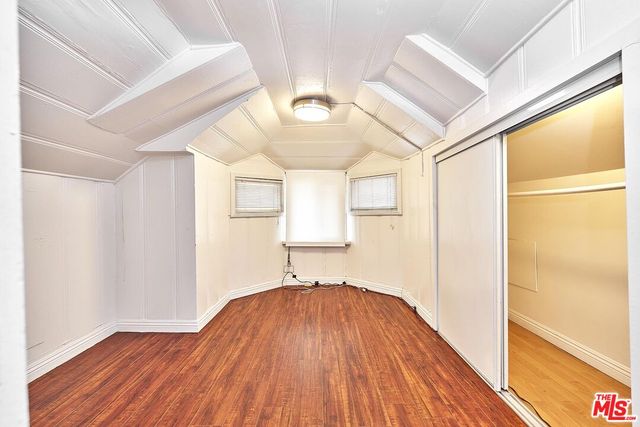 $895,000 | 1147 South Mariposa Avenue, Los Angeles, CA 90006