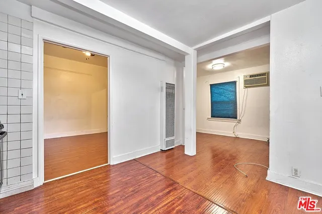 $895,000 | 1147 South Mariposa Avenue, Los Angeles, CA 90006