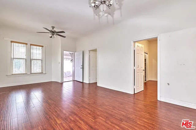 $895,000 | 1147 South Mariposa Avenue, Los Angeles, CA 90006