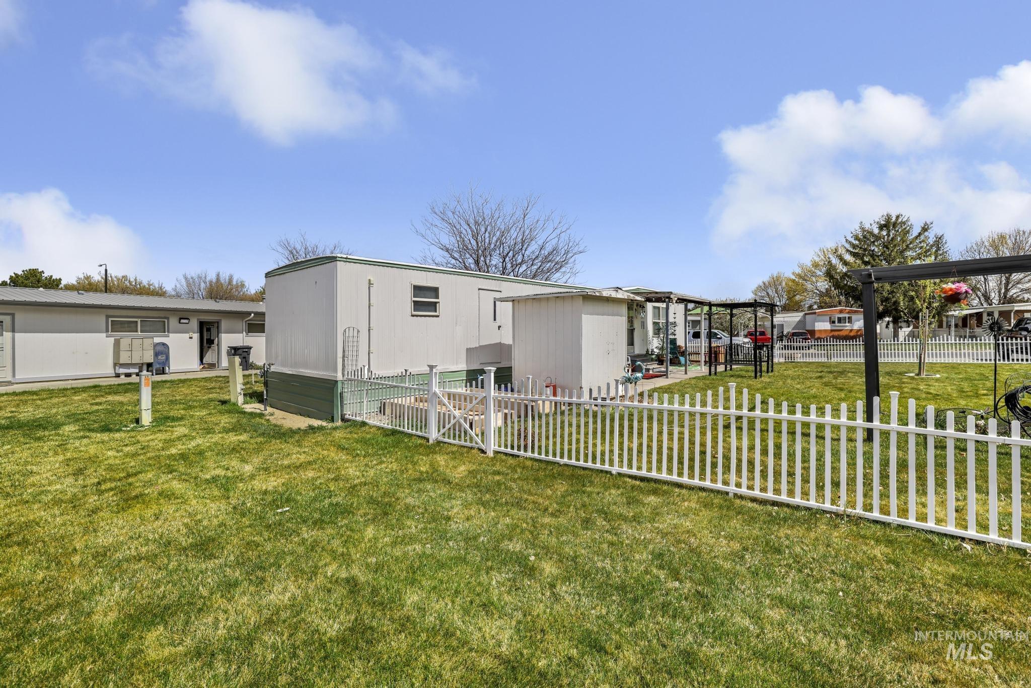 198 South Hills Road, Unit 45 Twin Falls, ID 83301 - Photo 2 of 25 View of front of property