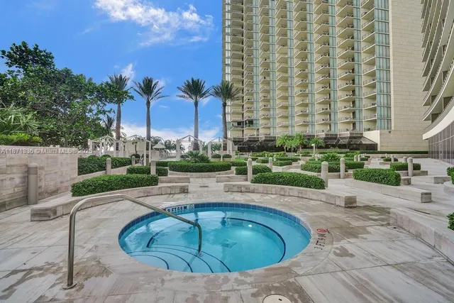 $7,800,000 | 9705 Collins Avenue, Unit 702N, Bal Harbour, FL 33154