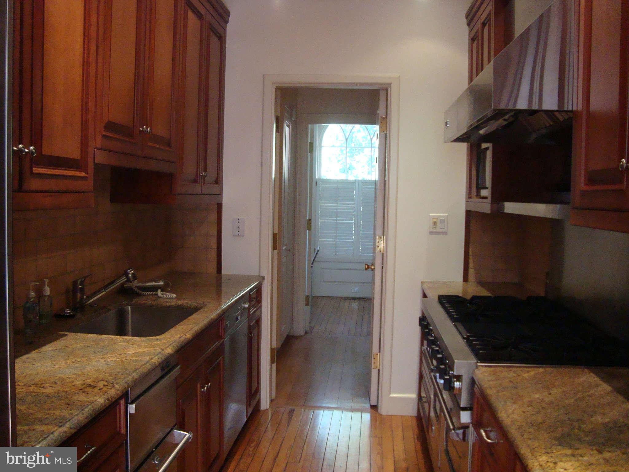 3114 Q Street Northwest Washington, DC 20007 - Photo 6 of 28 Kitchen