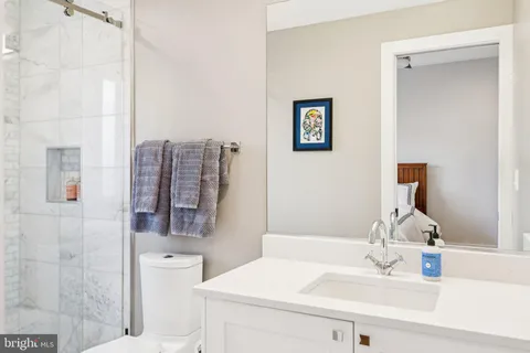 $849,000 | 609 Upshur Street Northwest, Unit 3, Washington, DC 20011