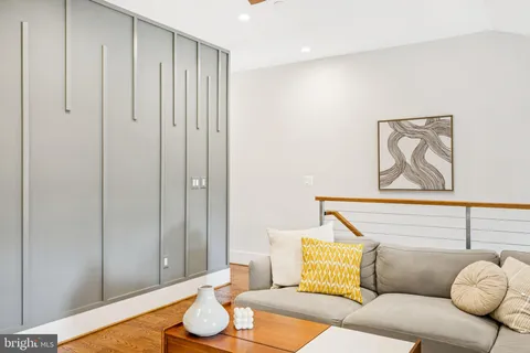 $849,000 | 609 Upshur Street Northwest, Unit 3, Washington, DC 20011