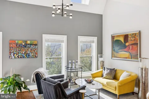 $849,000 | 609 Upshur Street Northwest, Unit 3, Washington, DC 20011
