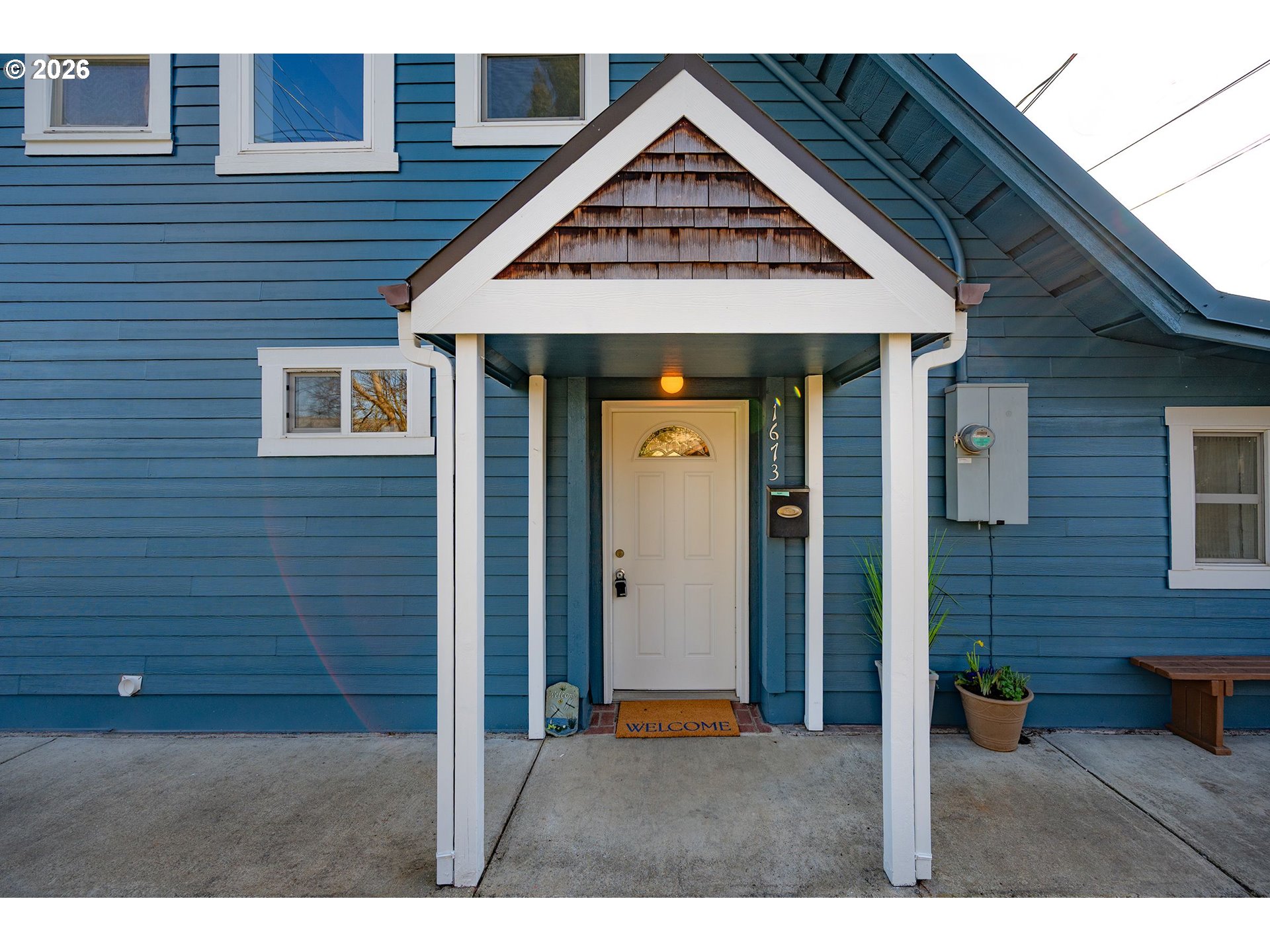 1673 Olive Alley Eugene, OR 97401 - Photo 3 of 47