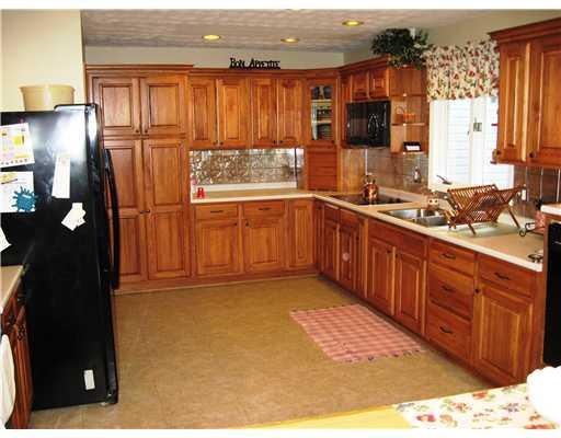 20100 East Meranda Maplewood, OH 45340 - Photo 10 of 18