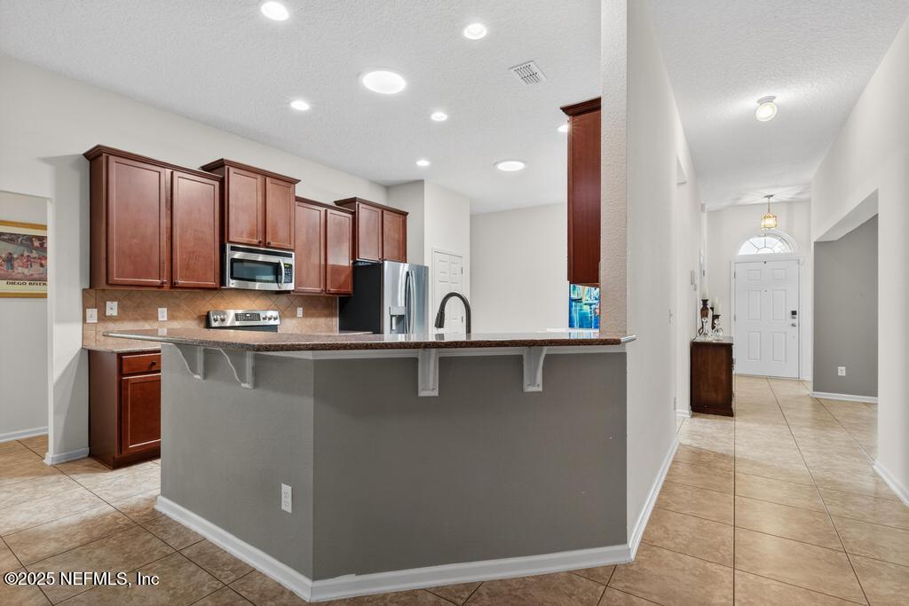 4042 Trail Ridge Road Middleburg, FL 32068 - Photo 17 of 54 Open Kitchen