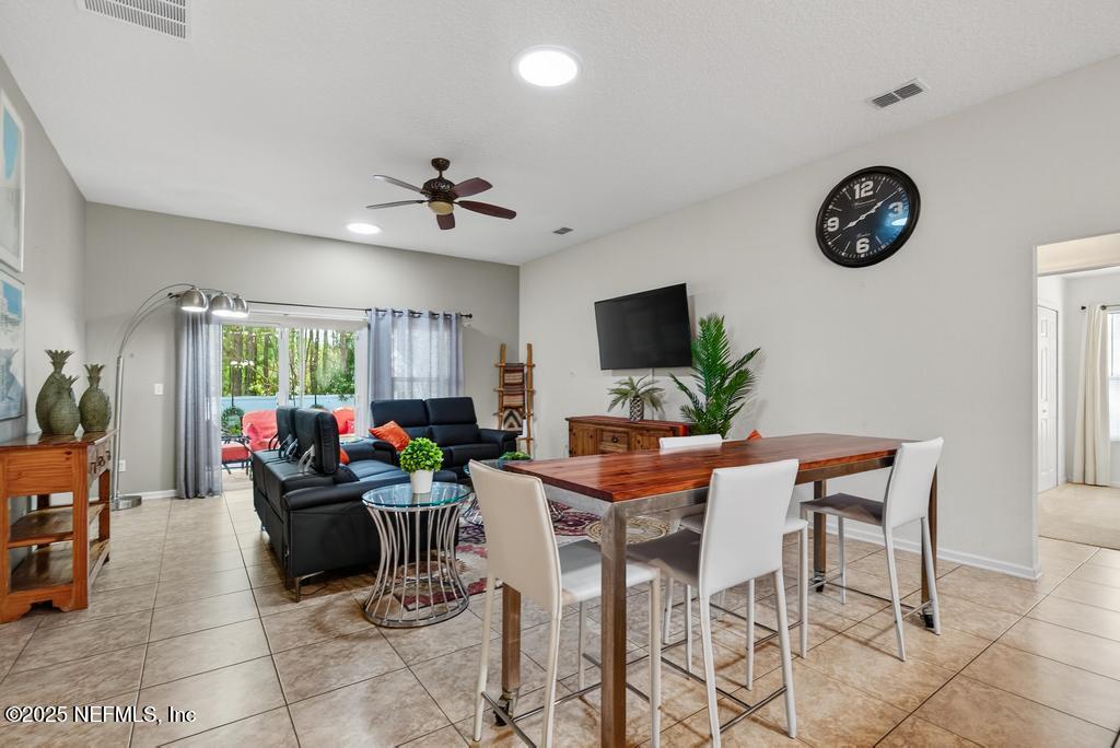 4042 Trail Ridge Road Middleburg, FL 32068 - Photo 20 of 54 Family room
