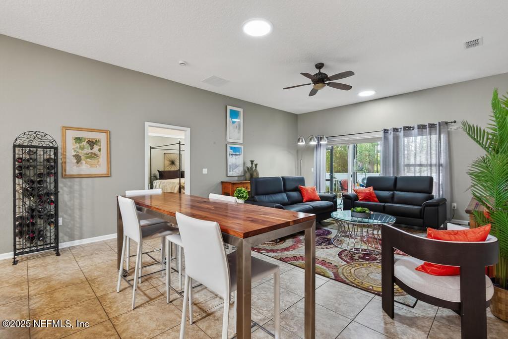 4042 Trail Ridge Road Middleburg, FL 32068 - Photo 21 of 54 Living Area