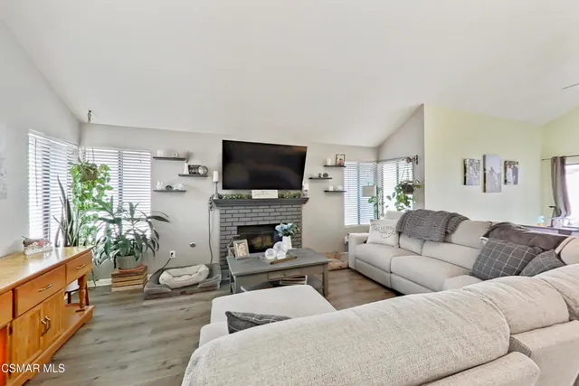 $829,000 | 2228 Oak Haven Avenue, Simi Valley, CA 93063