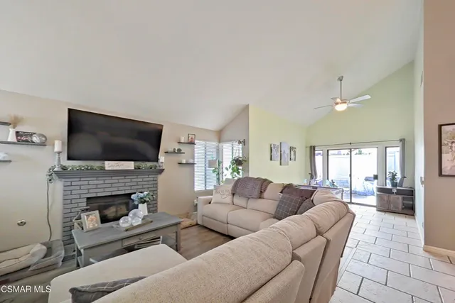 $829,000 | 2228 Oak Haven Avenue, Simi Valley, CA 93063