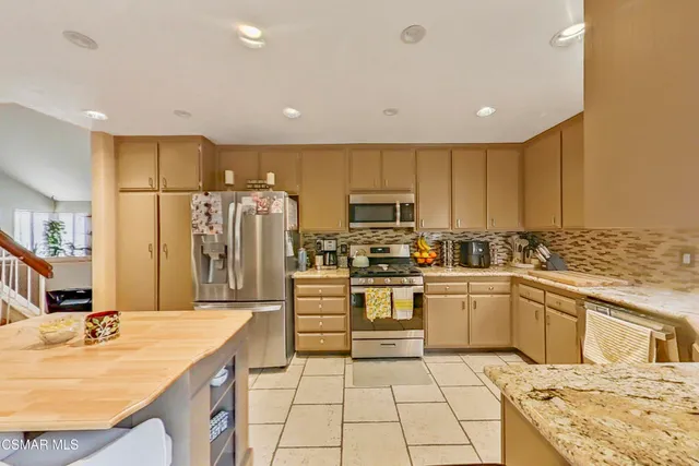 $829,000 | 2228 Oak Haven Avenue, Simi Valley, CA 93063