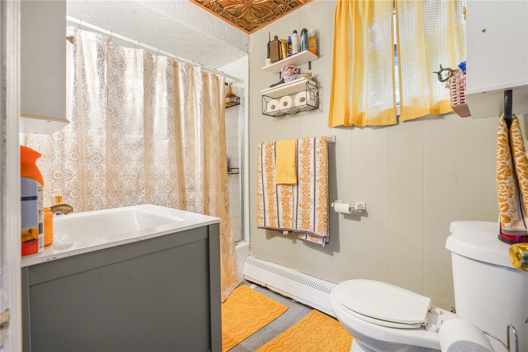 39 Highland Street Pawtucket, RI 02860 - Photo 10 of 29