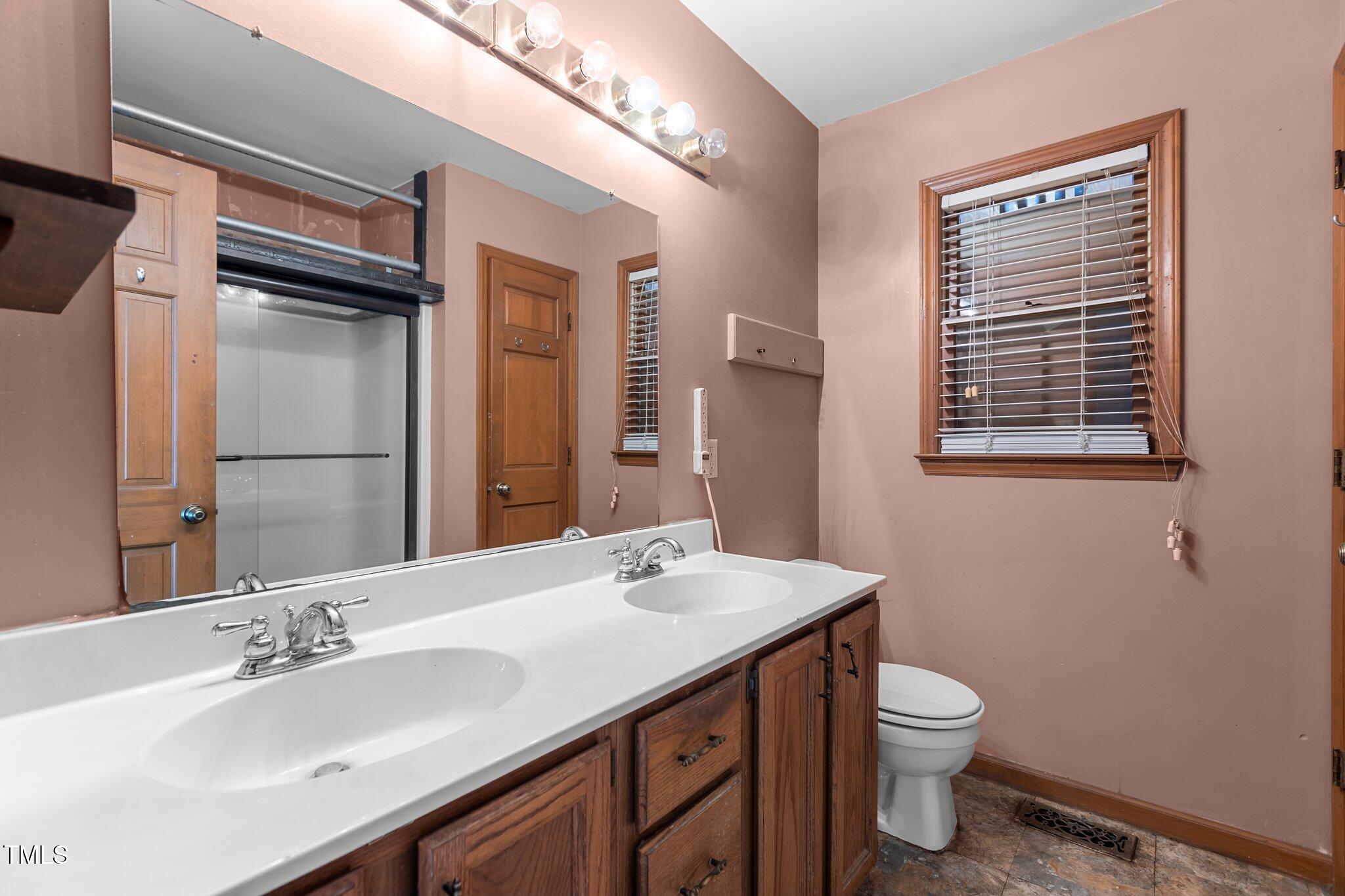 5437 Grasshopper Road Raleigh, NC 27610 - Photo 20 of 50 27-web-or-mls-2N6A0071
