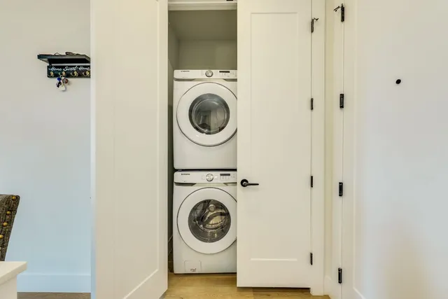 $399,900 | 1701 Simond Avenue, Unit 524, Austin, TX 78723