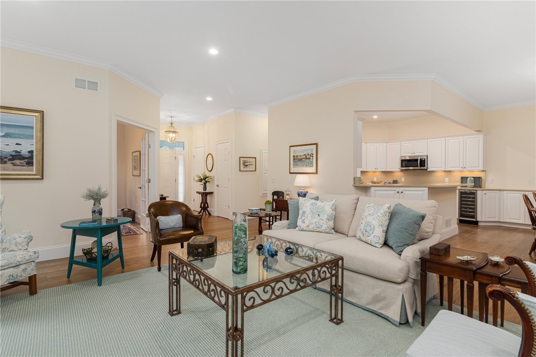 37 Newbury Drive Westerly, RI 02891 - Photo 11 of 42