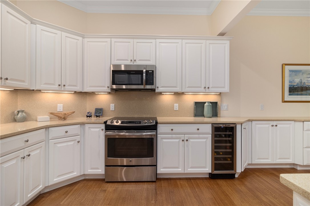 37 Newbury Drive Westerly, RI 02891 - Photo 16 of 42