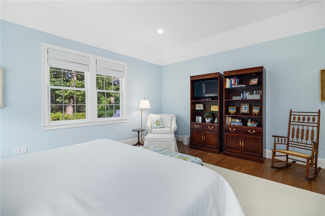 37 Newbury Drive Westerly, RI 02891 - Photo 23 of 42