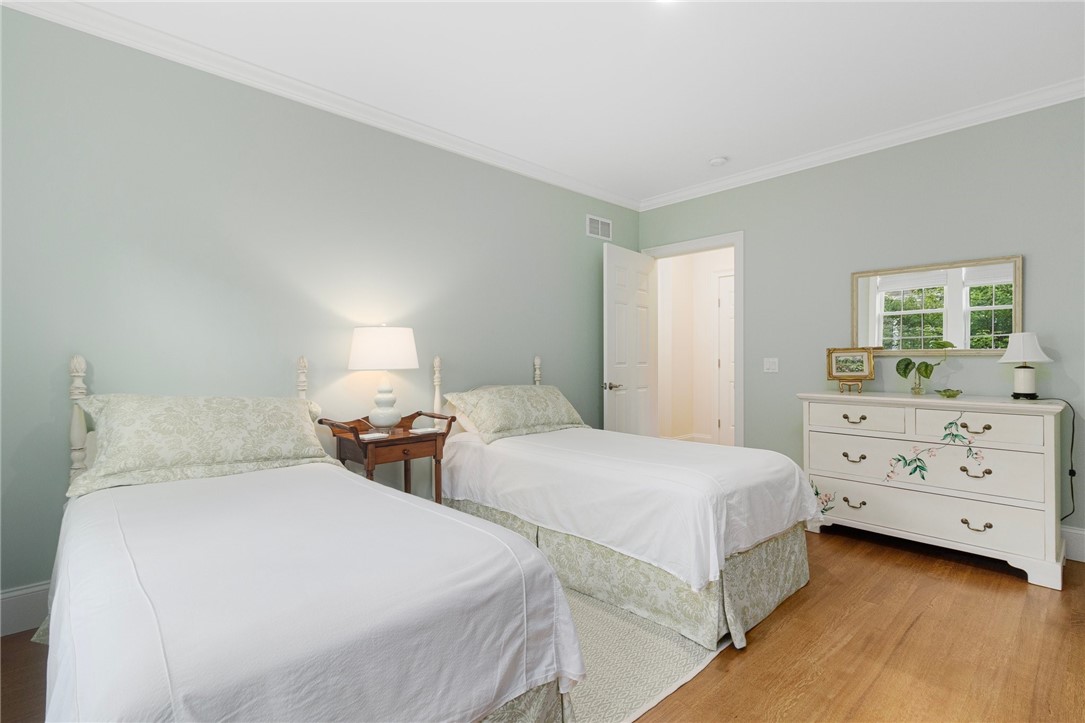 37 Newbury Drive Westerly, RI 02891 - Photo 31 of 42