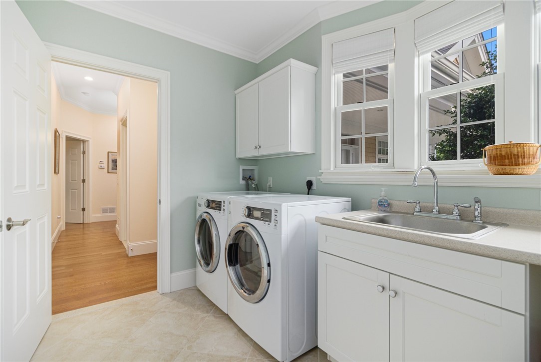 37 Newbury Drive Westerly, RI 02891 - Photo 34 of 42