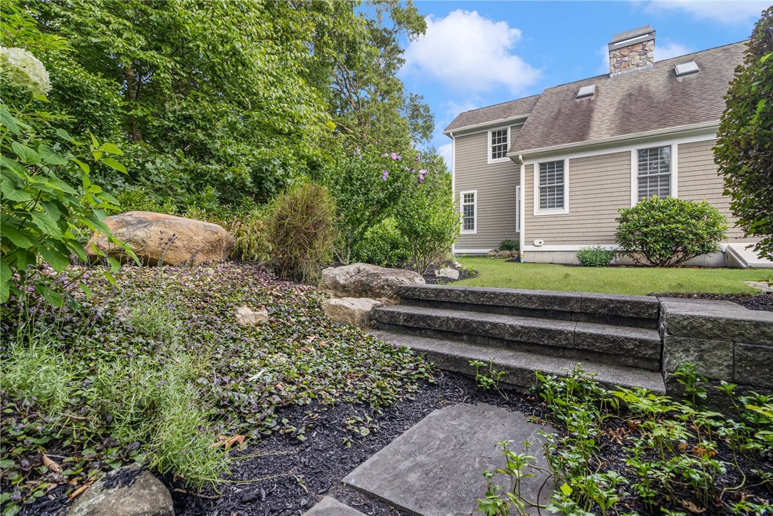 37 Newbury Drive Westerly, RI 02891 - Photo 39 of 42