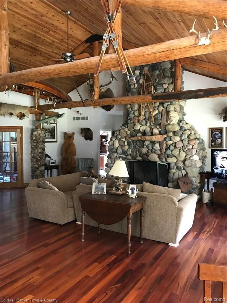 467 Gulley Road Howell, MI 48843 - Photo 10 of 42 22338315-E3D3-4F31-A5C3-0AB8A2CE8FAD.JPG