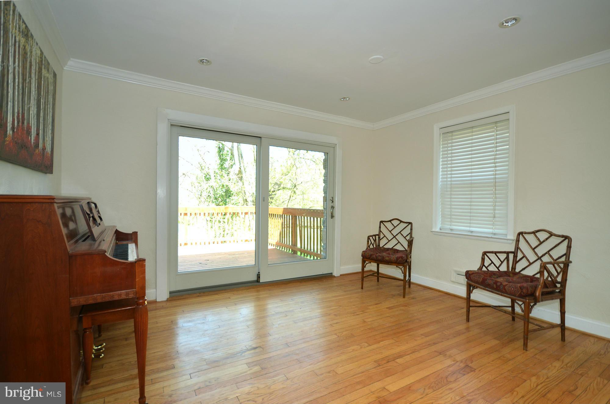 8010 Rider Avenue Baltimore, MD 21204 - Photo 6 of 29 a living room with furniture and a window