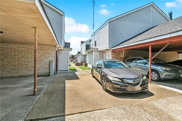 $1,362 | 3320 Seine Street, New Orleans, LA 70114