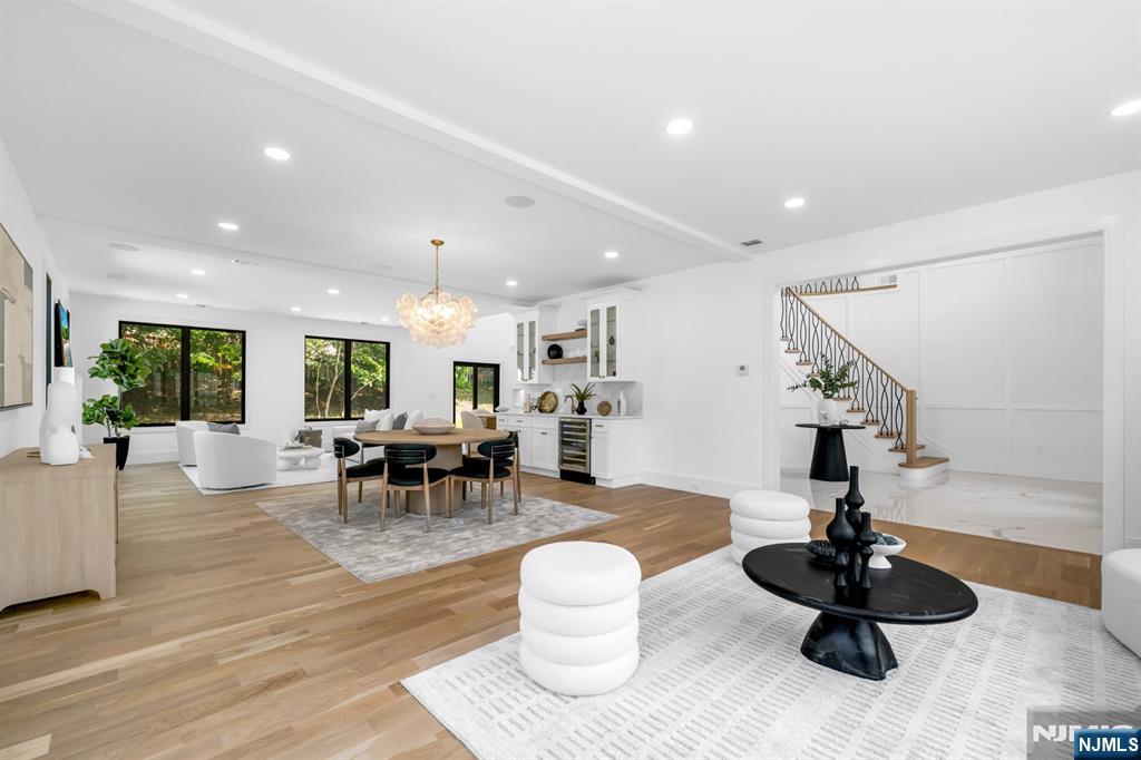 452 Oregon Street Paramus, NJ 07652 - Photo 21 of 50