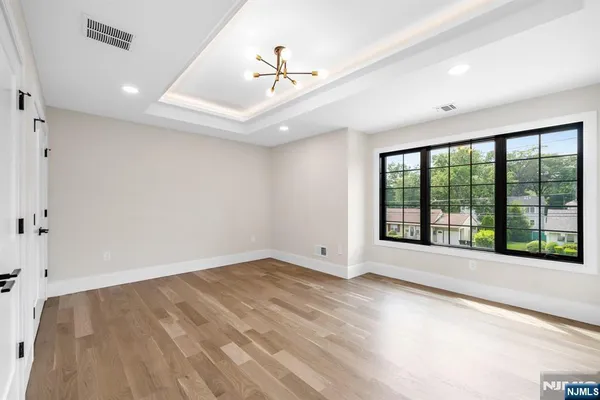 $2,300,000 | 452 Oregon Street, Paramus, NJ 07652