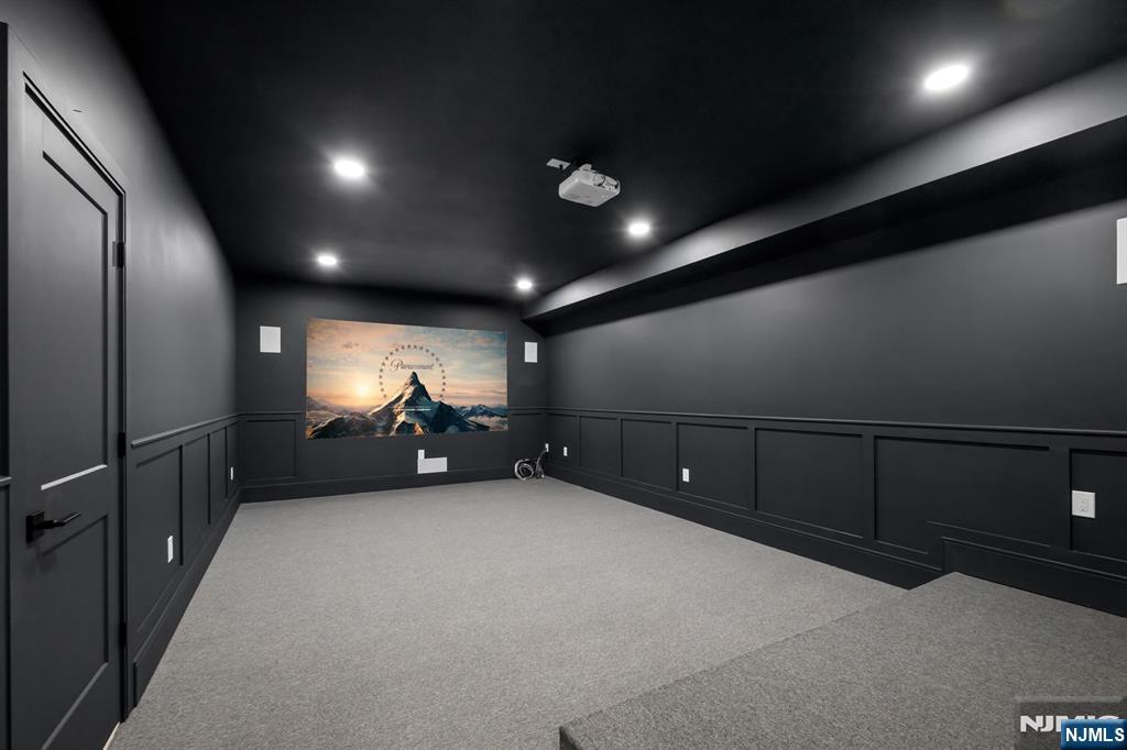 452 Oregon Street Paramus, NJ 07652 - Photo 43 of 50