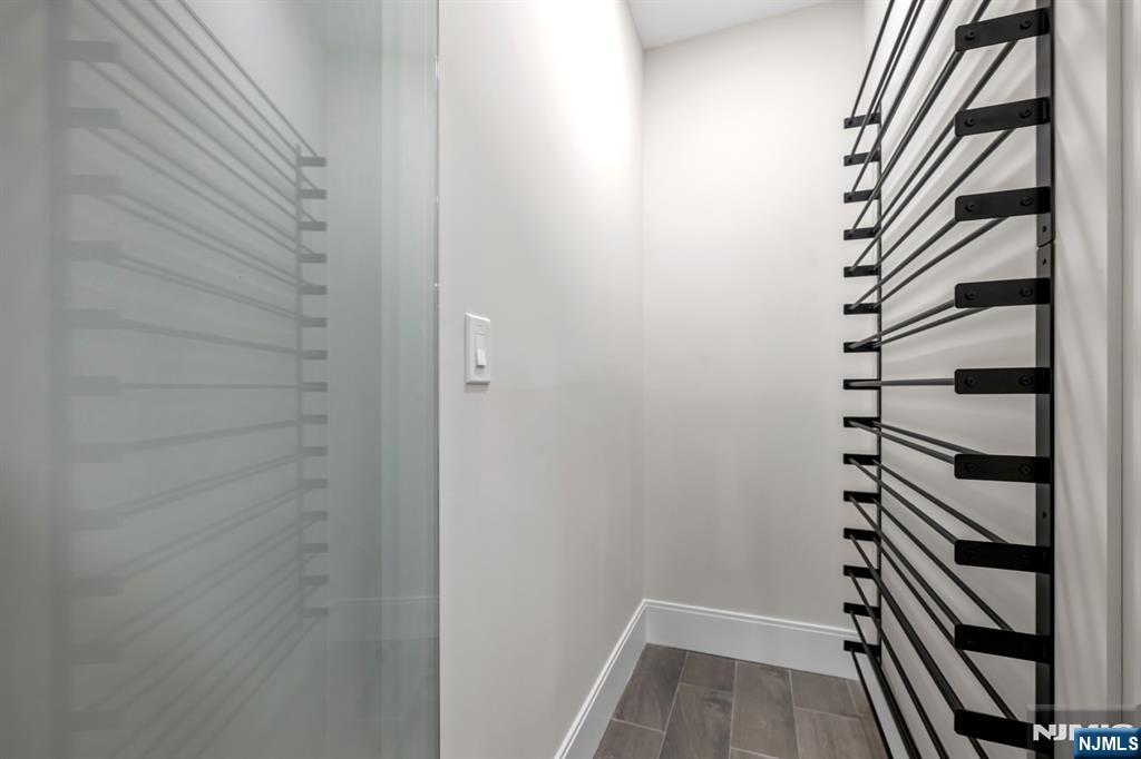 452 Oregon Street Paramus, NJ 07652 - Photo 44 of 50