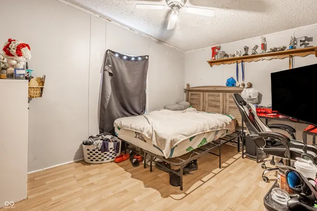 $239,900 | 401 South Fletcher Street, Frankton, IN 46044