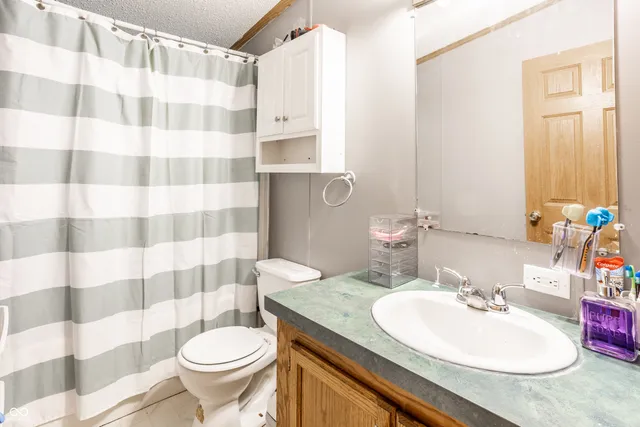 $239,900 | 401 South Fletcher Street, Frankton, IN 46044