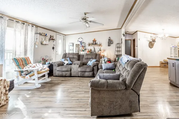 $229,900 | 401 South Fletcher Street, Frankton, IN 46044