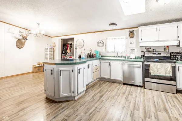 $229,900 | 401 South Fletcher Street, Frankton, IN 46044