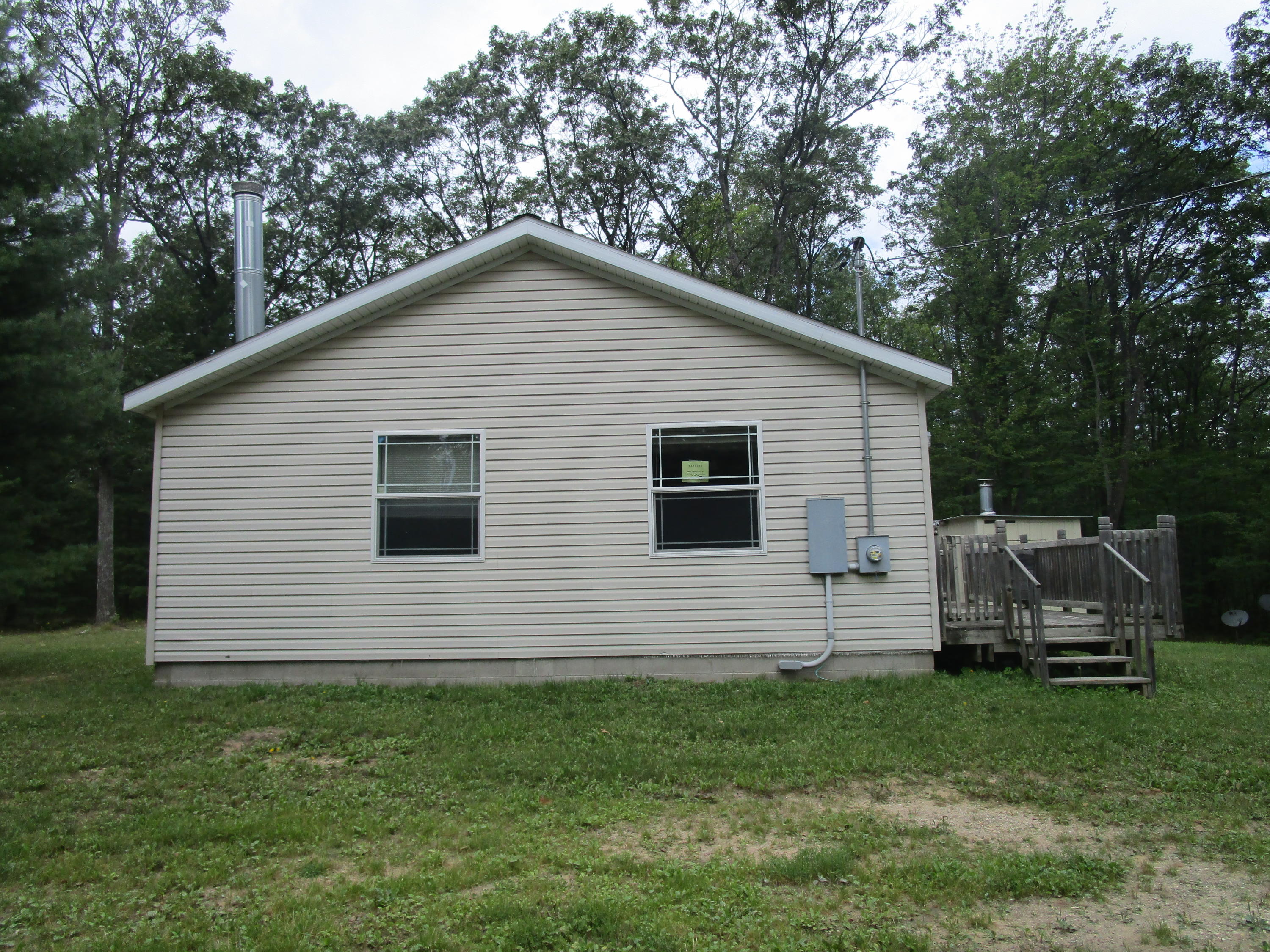 2554 Pearsall Road Fairview, MI 48621 - Photo 5 of 32 Gallery Image 5
