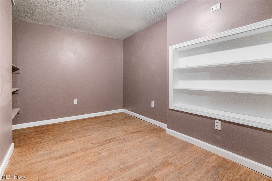 368 Jarvis Road Akron, OH 44319 - Photo 21 of 32