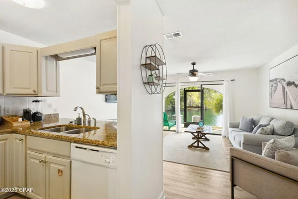 $225,000 | 8730 Thomas Drive, Unit 504, Panama City Beach, FL 32408