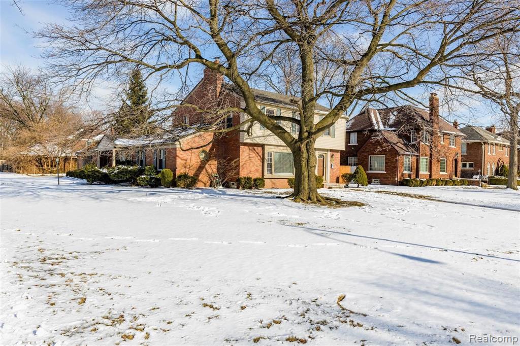1442 Devonshire Road Grosse Pointe Park, MI 48230 - Photo 37 of 48