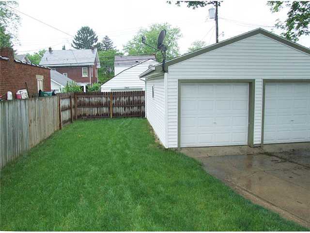 745 South Cassingham Road Bexley, OH 43209 - Photo 17 of 18