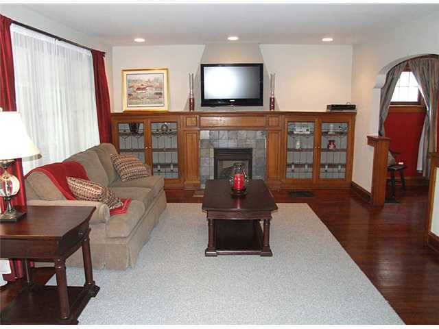745 South Cassingham Road Bexley, OH 43209 - Photo 4 of 18
